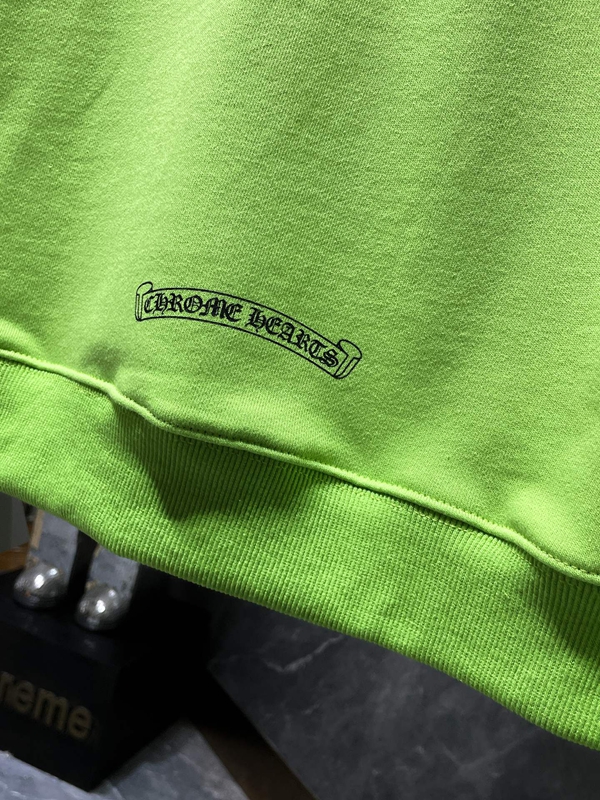 ブランドパーカー着用イメージ